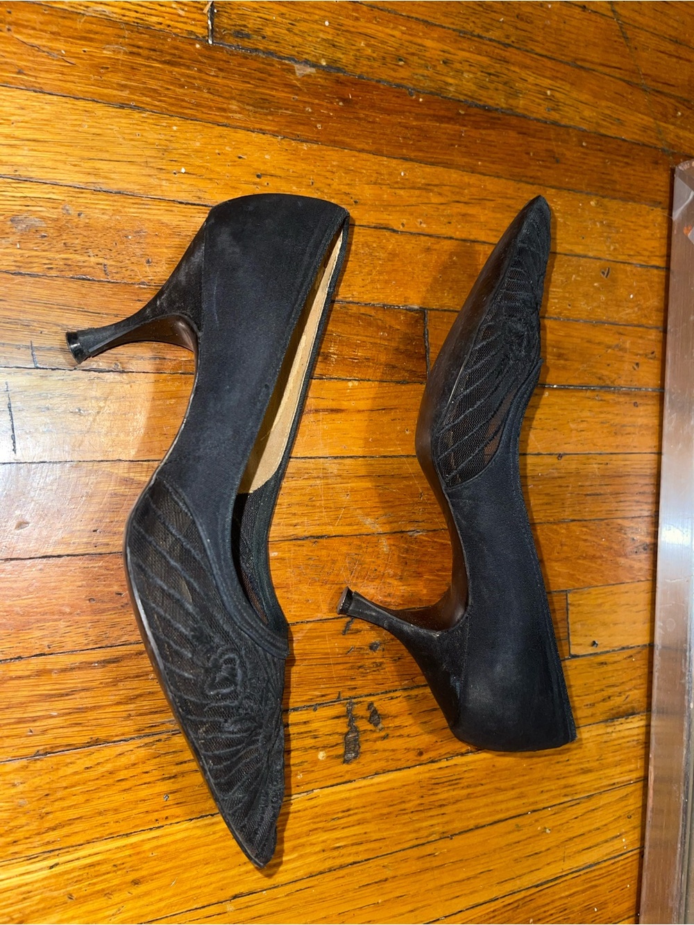 Vintage Black Lace Pointed Toe Heels Size 7.5M - Picture 3 of 6